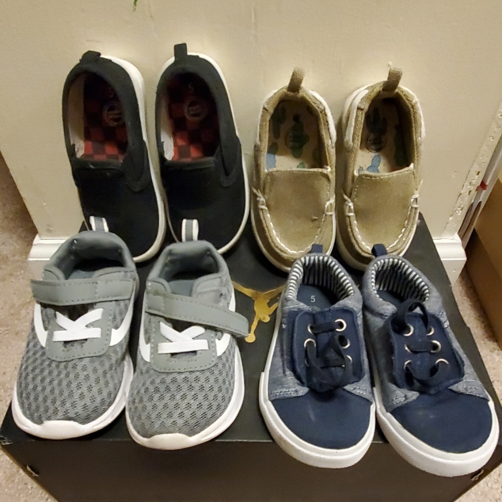 SOLD***BUNDLE BOYS SHOES